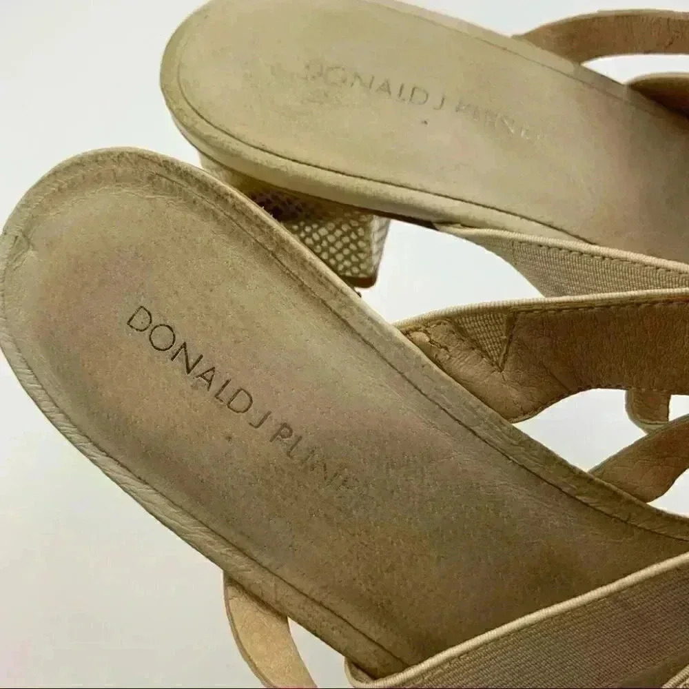 Donald j Pliner sandals 9.5 gold metallic leather - Picture 11 of 12